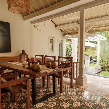 Uma Lima Villa Batu Belig - Close To The Beach Canggu  Ngoại thất bức ảnh