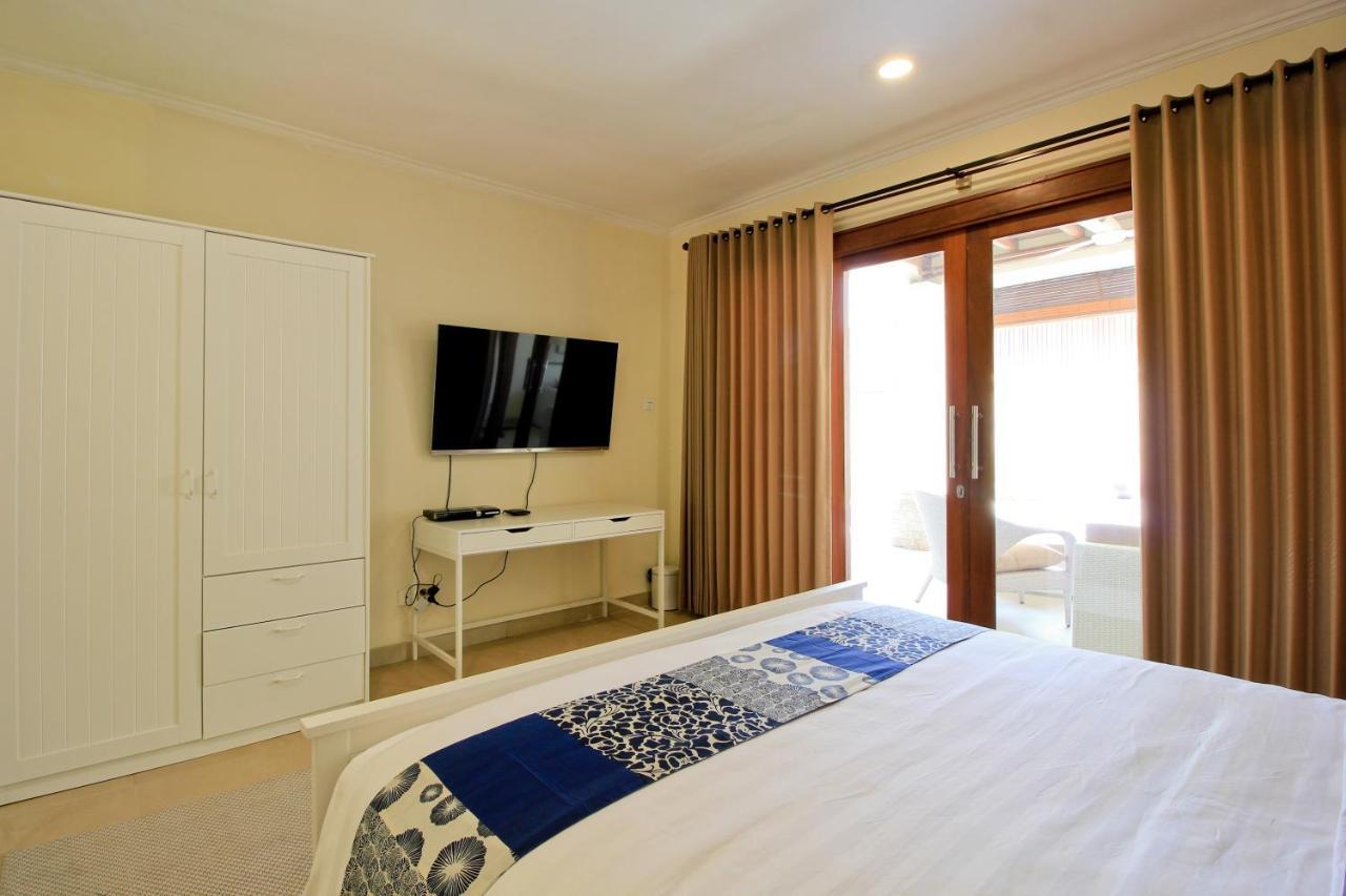 Uma Lima Villa Batu Belig - Close To The Beach Canggu  Ngoại thất bức ảnh