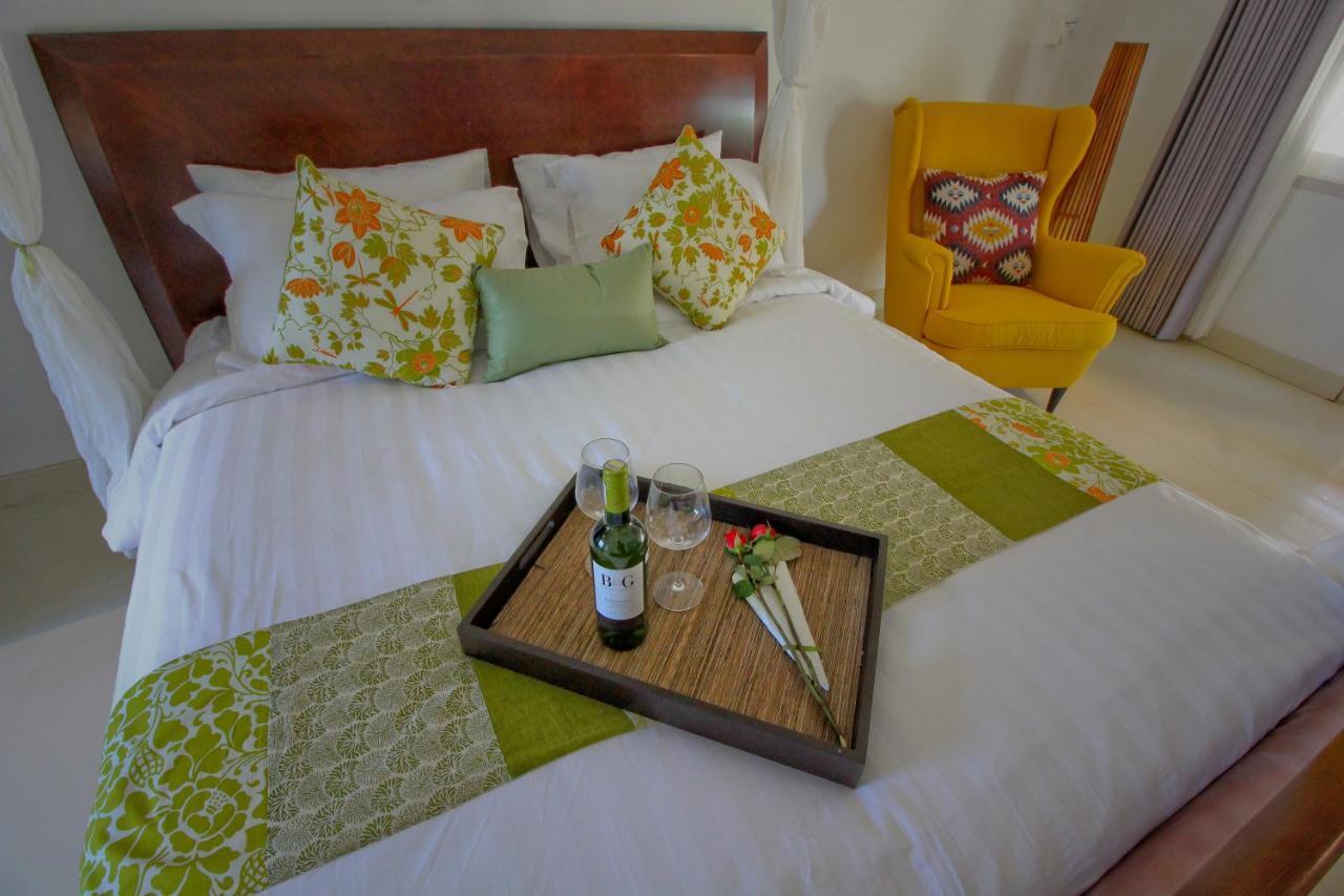 Uma Lima Villa Batu Belig - Close To The Beach Canggu  Ngoại thất bức ảnh