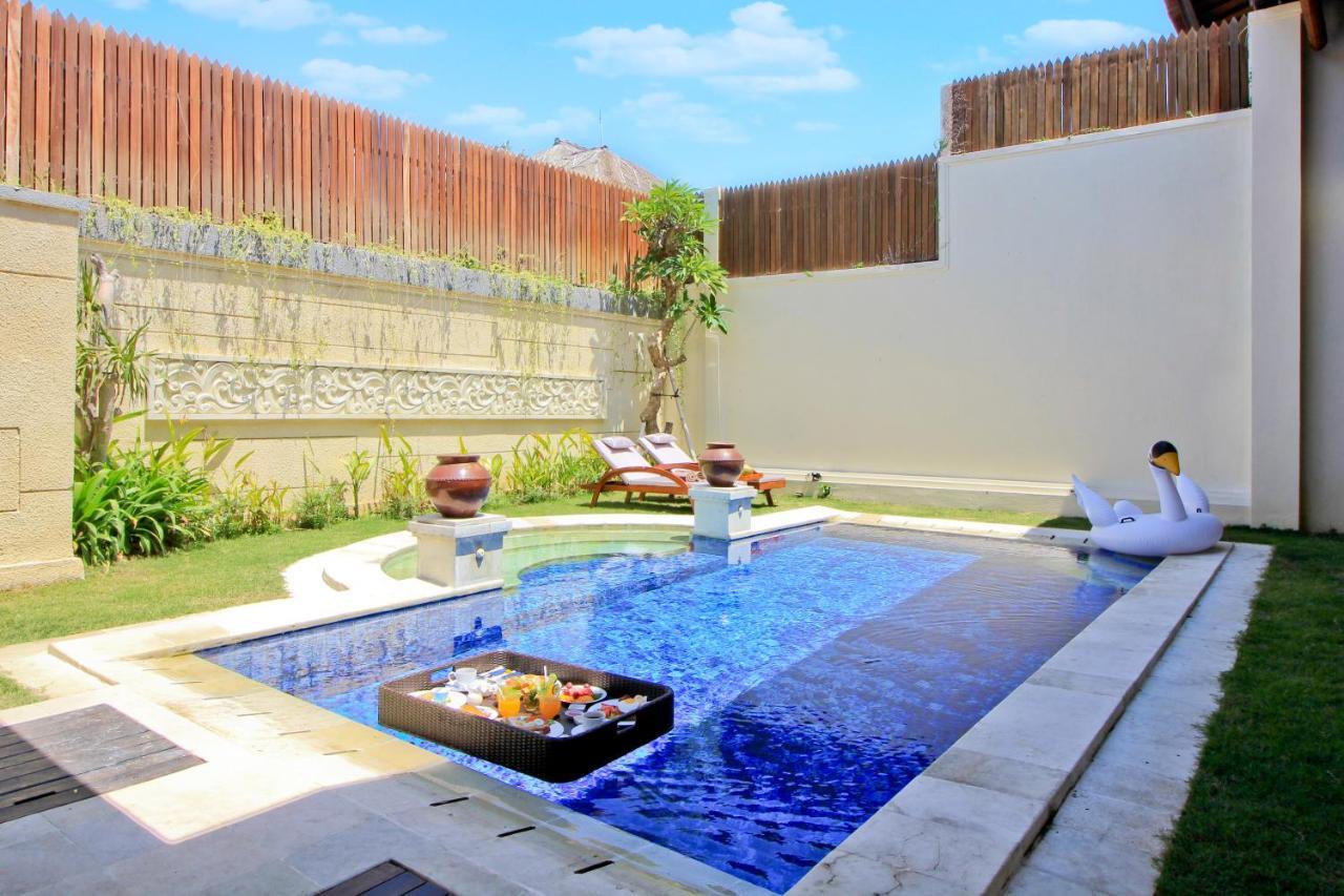 Uma Lima Villa Batu Belig - Close To The Beach Canggu  Ngoại thất bức ảnh