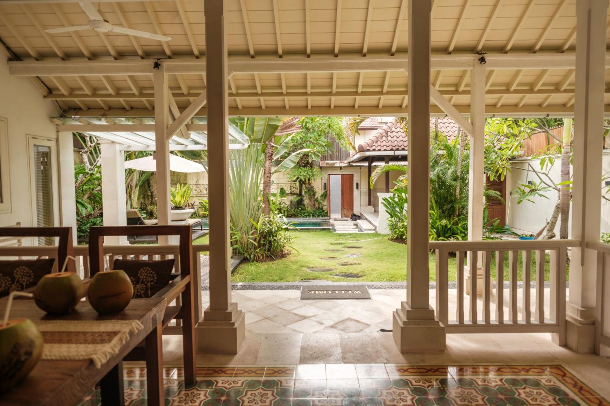 Uma Lima Villa Batu Belig - Close To The Beach Canggu  Ngoại thất bức ảnh