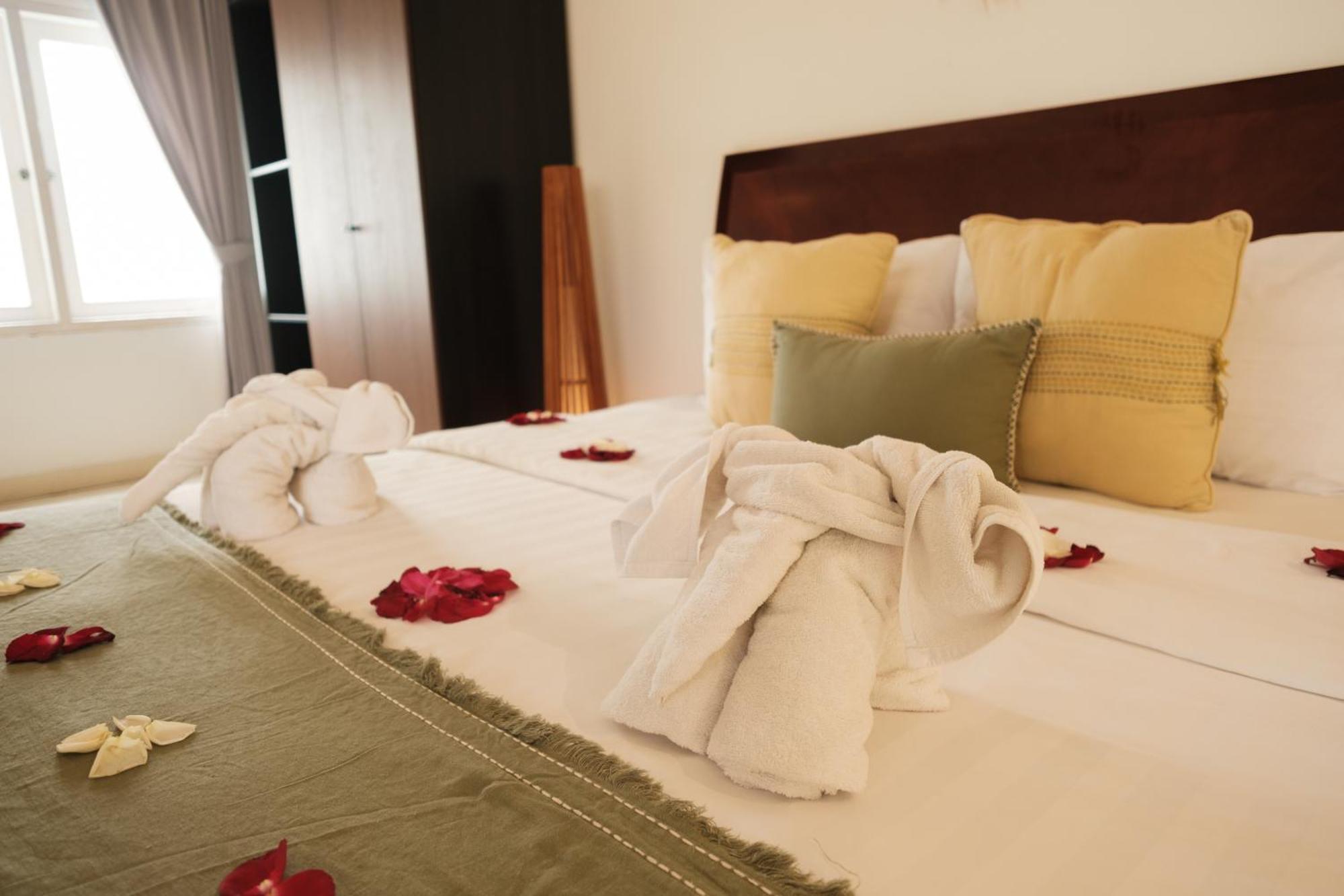 Uma Lima Villa Batu Belig - Close To The Beach Canggu  Ngoại thất bức ảnh