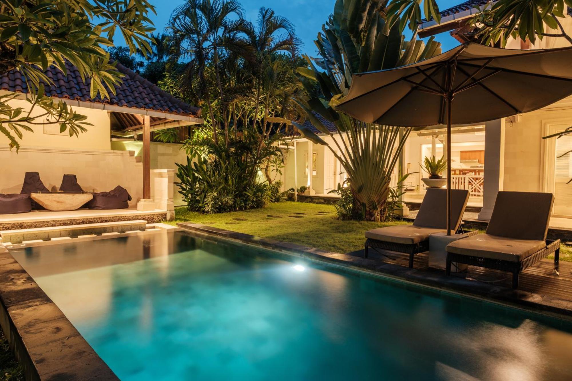 Uma Lima Villa Batu Belig - Close To The Beach Canggu  Ngoại thất bức ảnh