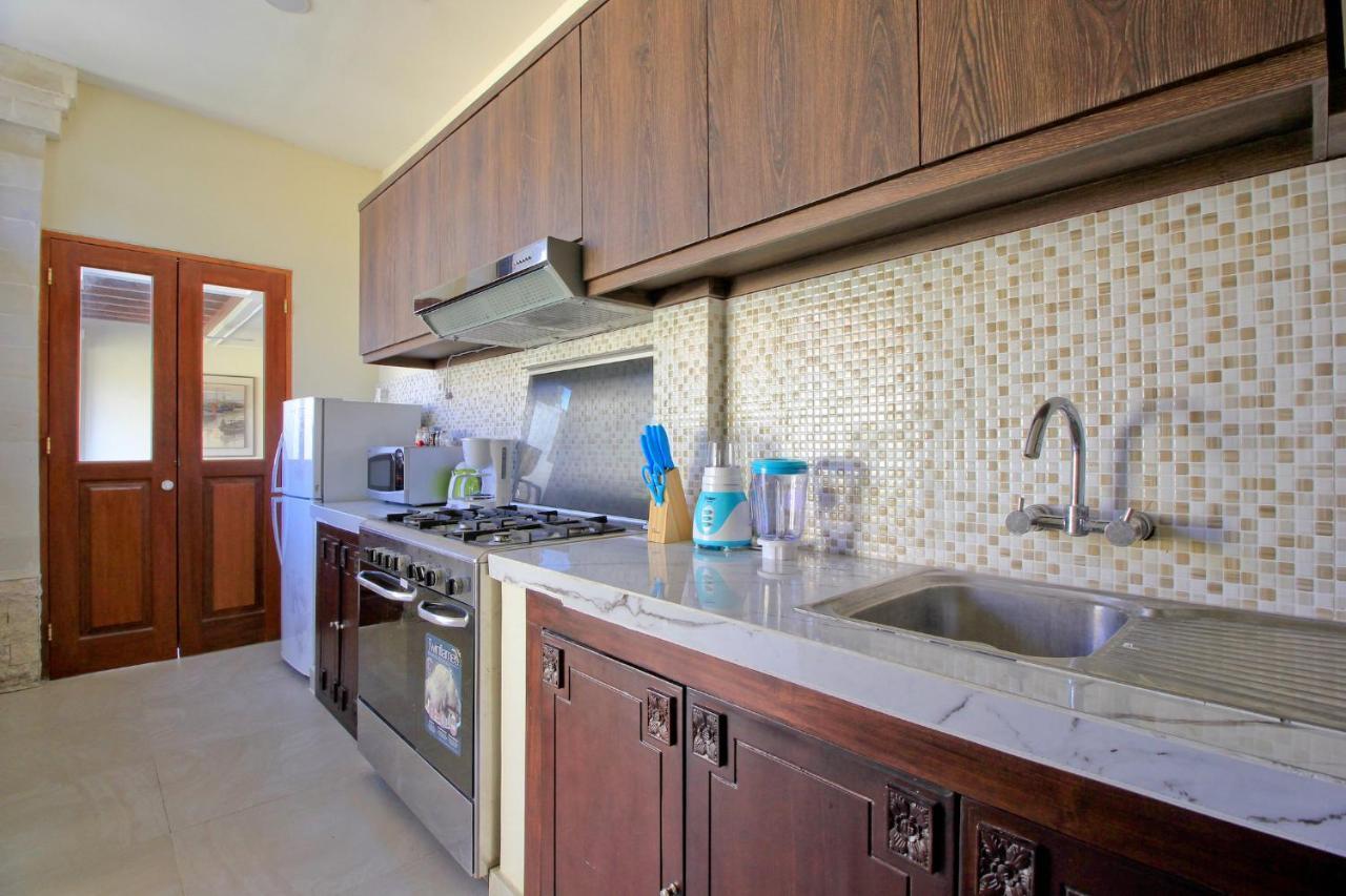 Uma Lima Villa Batu Belig - Close To The Beach Canggu  Ngoại thất bức ảnh
