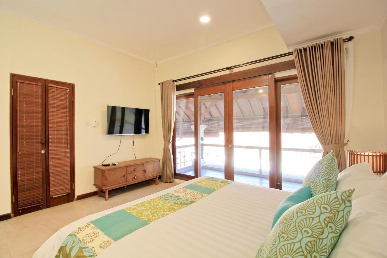 Uma Lima Villa Batu Belig - Close To The Beach Canggu  Ngoại thất bức ảnh